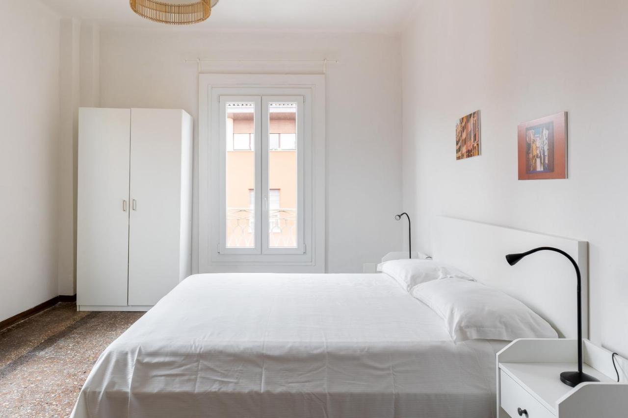 Alessandrini Apartment Alla Finestrella By Wonderful Italy Болонья Екстер'єр фото