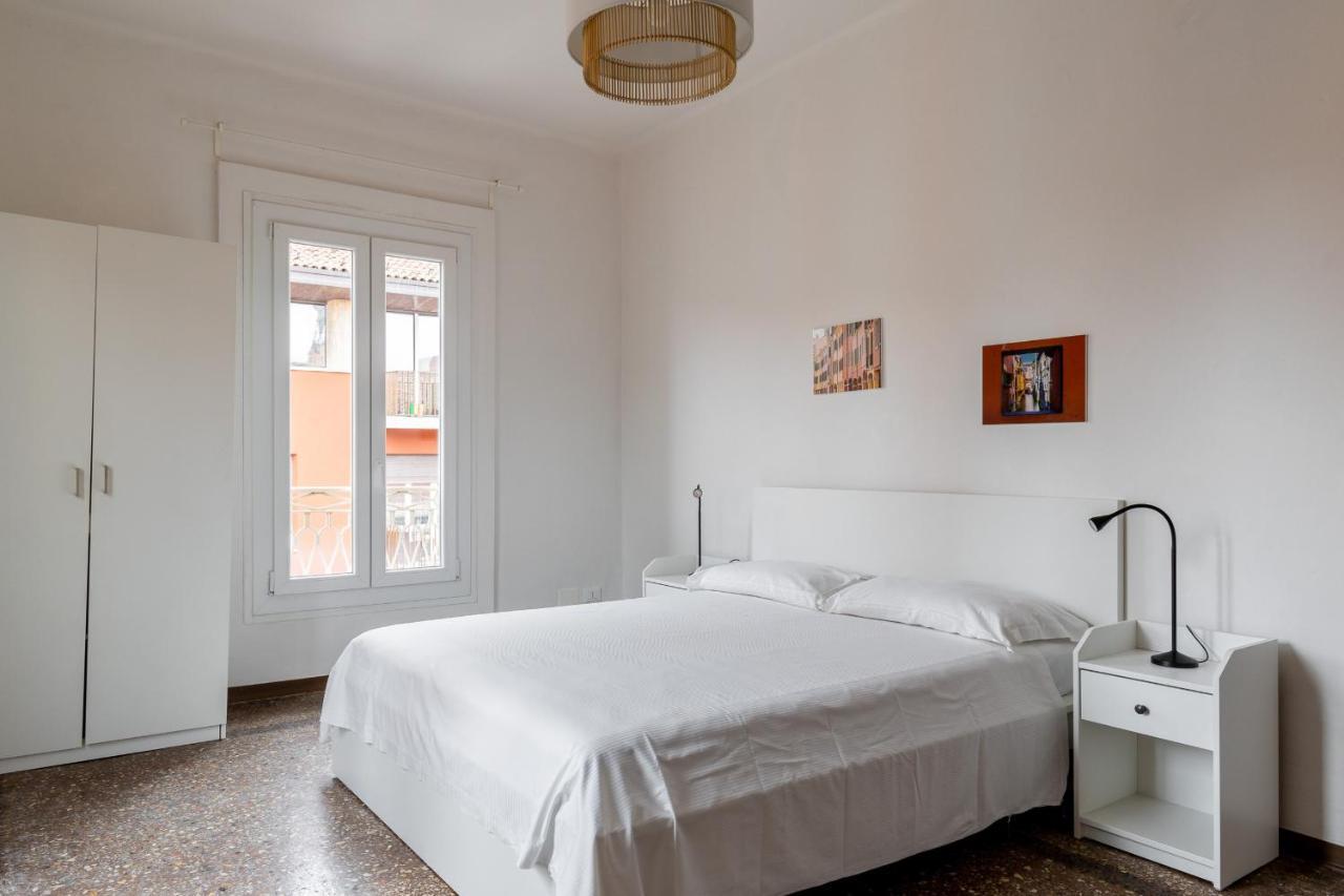 Alessandrini Apartment Alla Finestrella By Wonderful Italy Болонья Екстер'єр фото